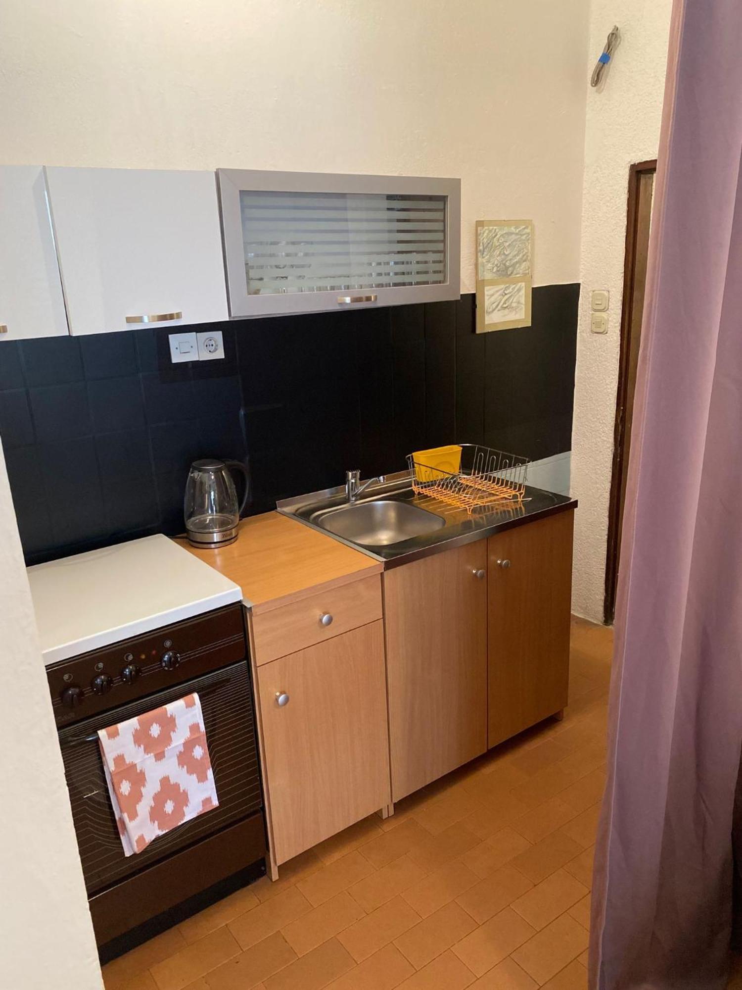 Apartmani Ines Marina Exterior foto